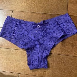 VS Lacie cheeky panty